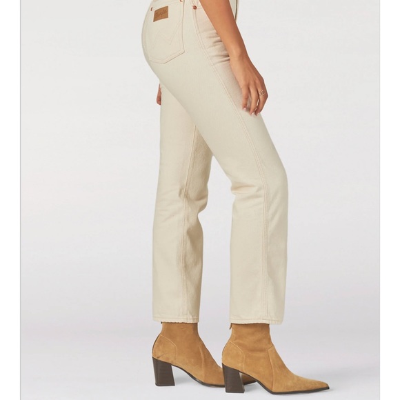 COPY - Vintage Wrangler Wild West 603 High Rise wide leg jeans. Coolest jeans e… - Picture 4 of 8